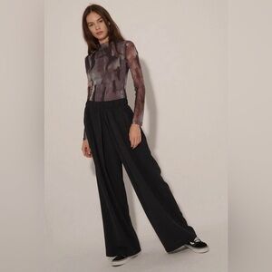 Black Wide Leg Pants With Pockets and Elastic Waist
